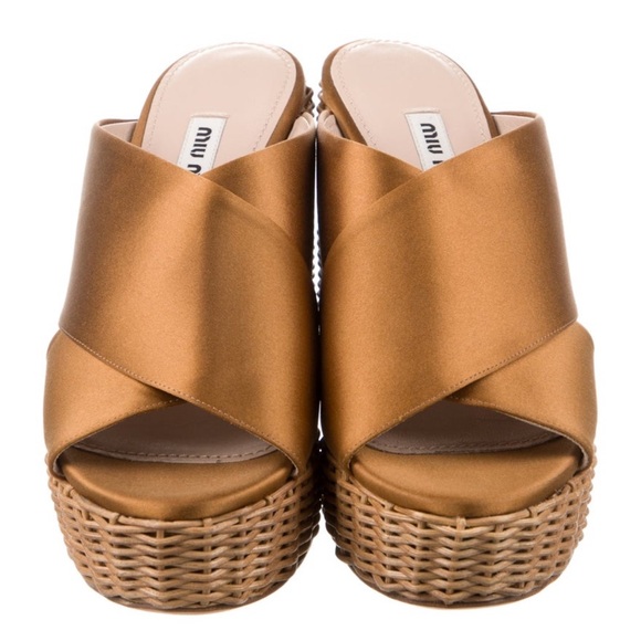 miu miu open toe sandal with wicker wedge ! - Picture 2 of 5